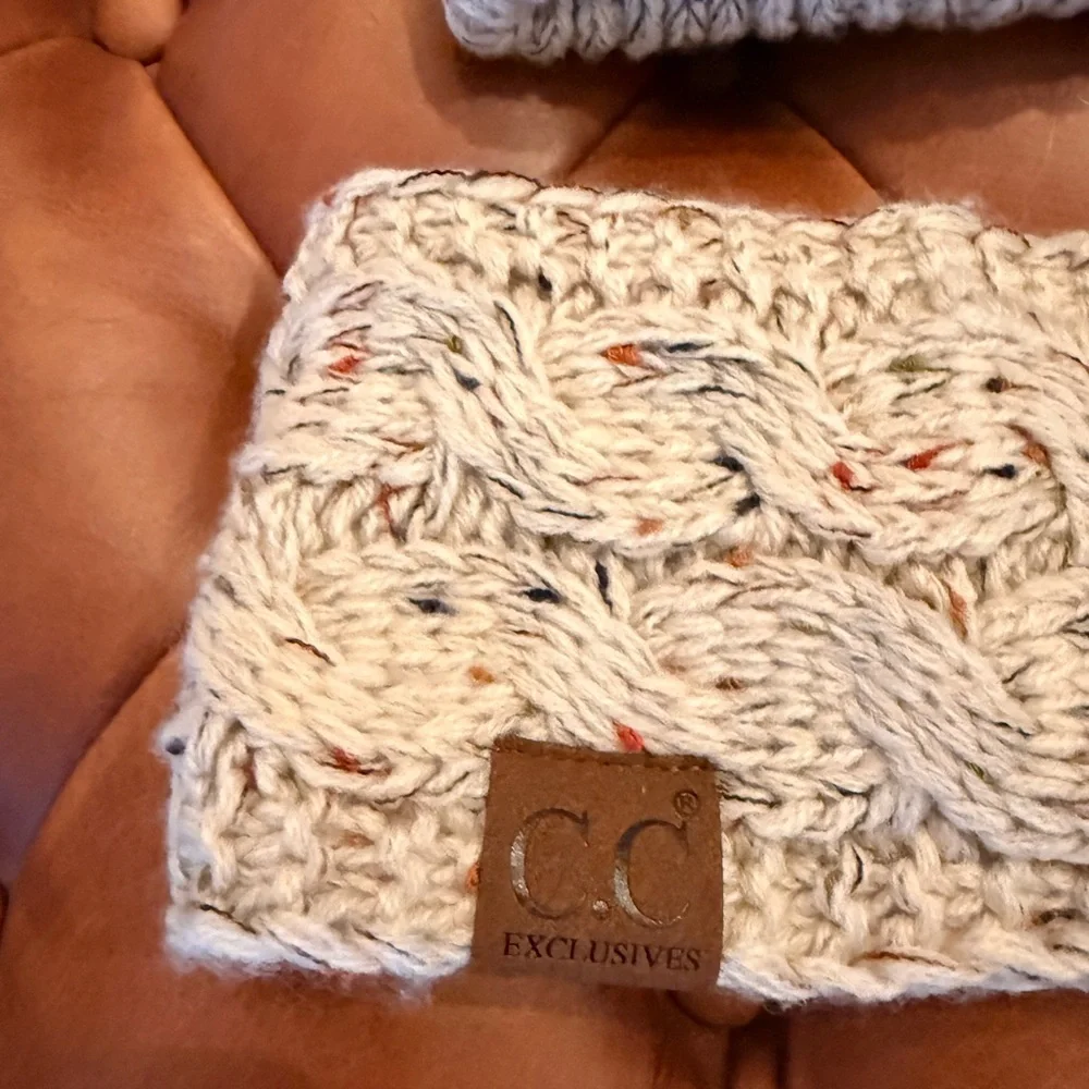 NWOT CC Knit Ponytail Beanie and Headband Set - Picture 2 of 8